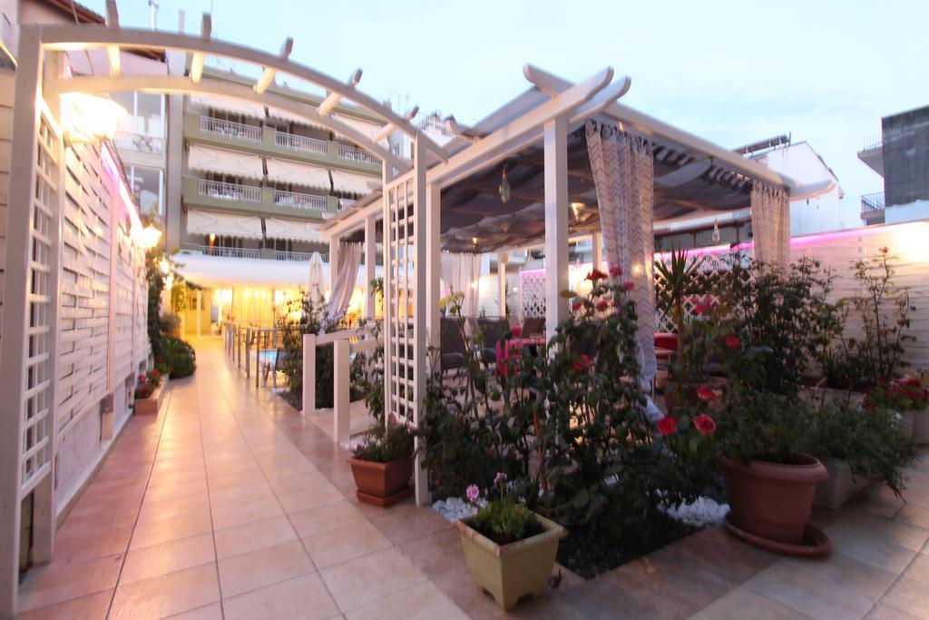 Hotel Mallas Nea Kallikrateia Exterior foto
