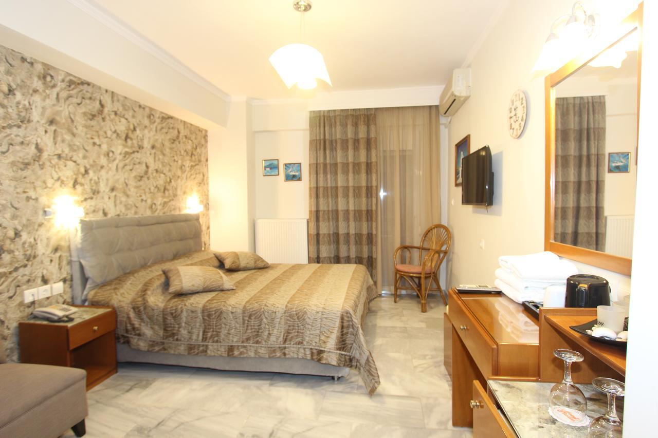 Hotel Mallas Nea Kallikrateia Exterior foto